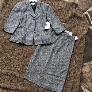 Skirt/Jacket Set